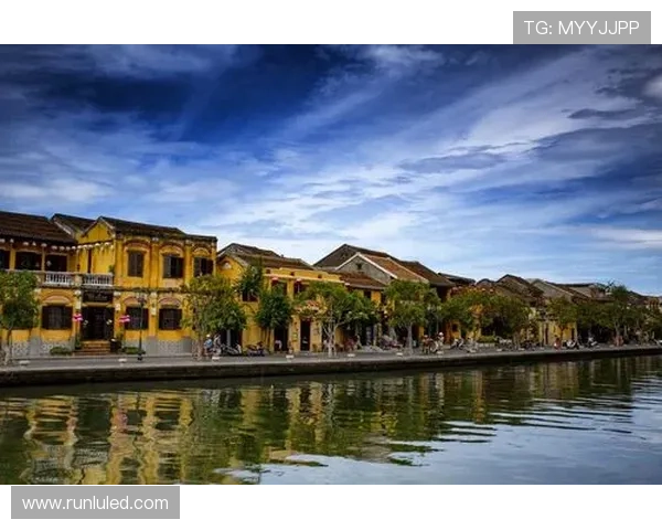 探寻“胡意涓”的东方神韵：一场跨越时空的文化对话